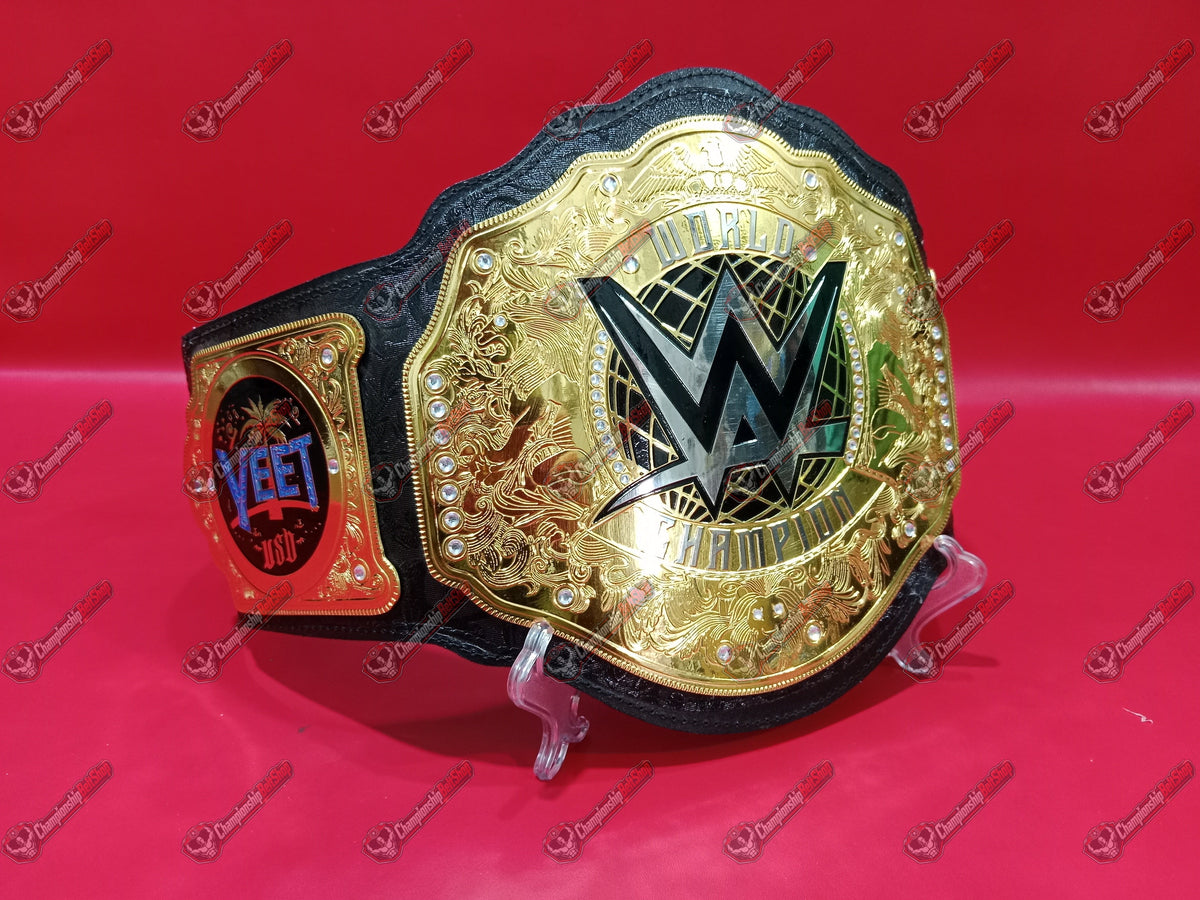WWE World Heavyweight Yeet Plates Championship-Gürtel