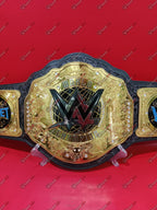 WWE World Heavyweight Yeet Plates Championship-Gürtel