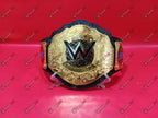 WWE World Heavyweight Yeet Plates Championship-Gürtel