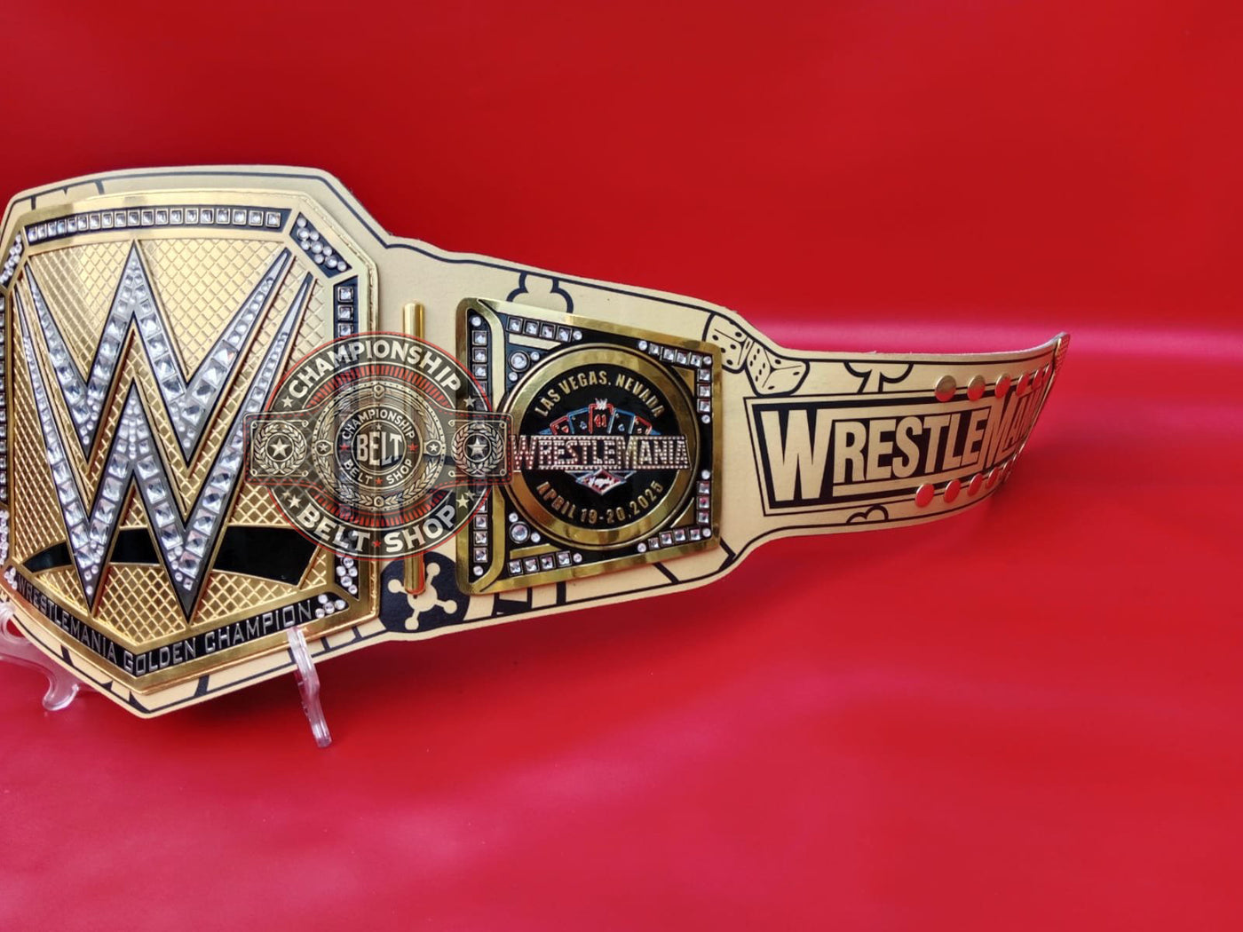 wwe-wrestlemania-41-las-vegas-golden-championship-title-belt